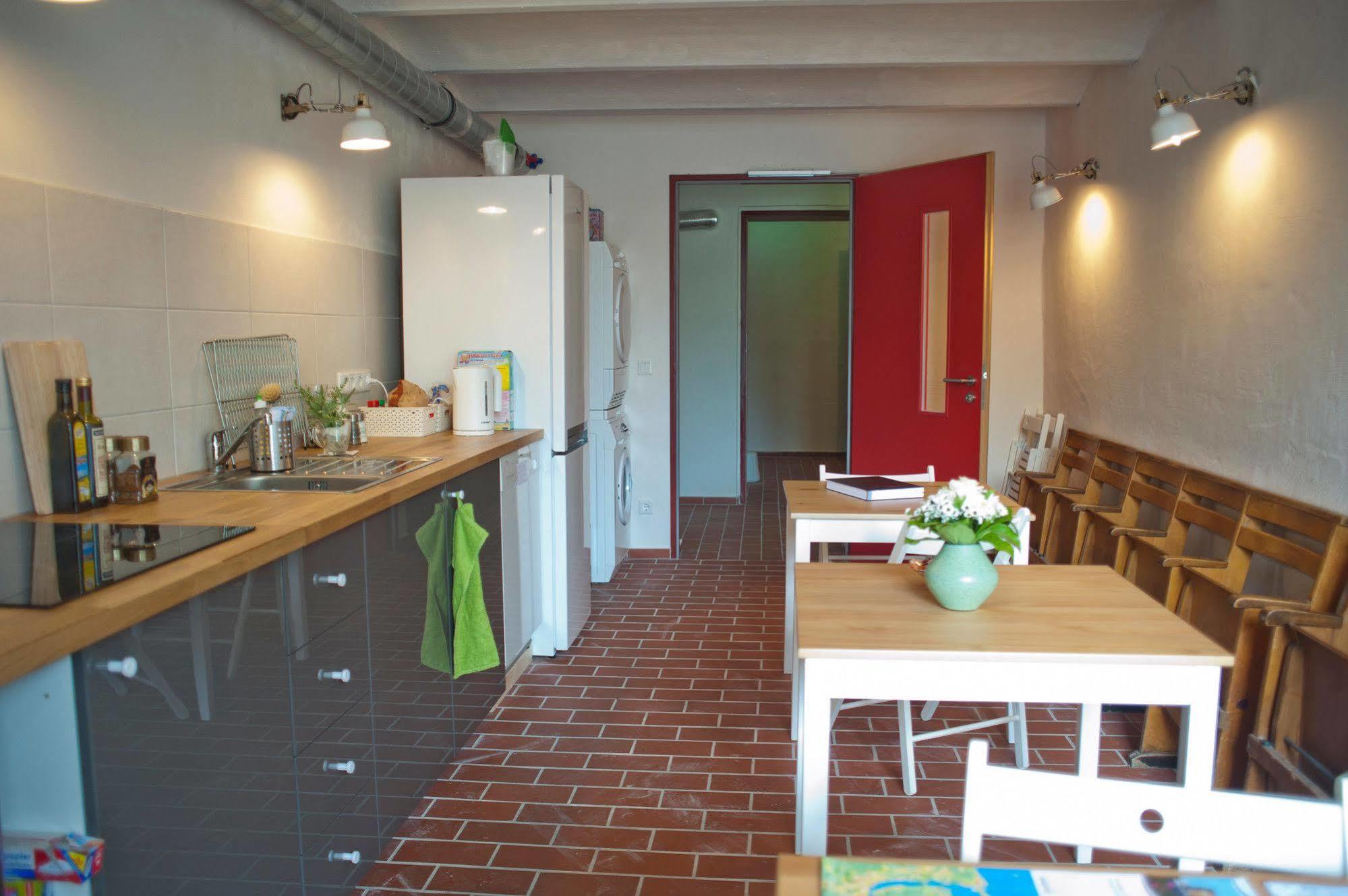 Subraum Hostel Rostock Eksteriør bilde